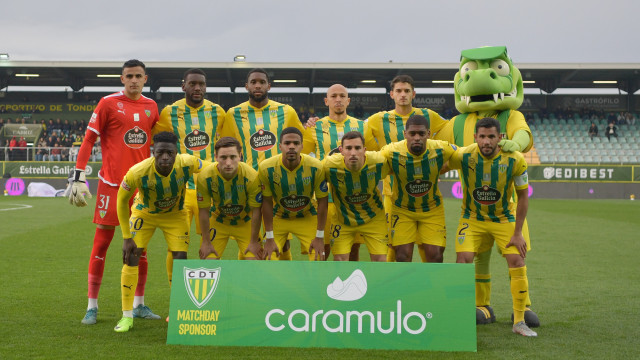 Tondela dá a volta ao Arouca e soma primeira vitória em casa