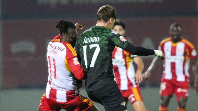 EM DIRETO: AVS-Moreirense fecham sábado recheado de golos