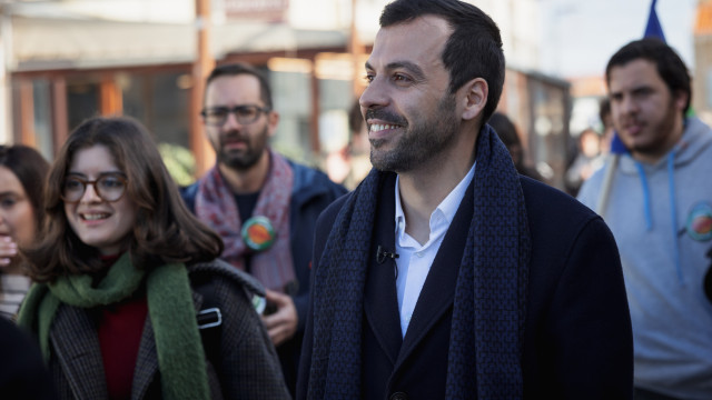 Cotrim não exclui apoiar Ventura?