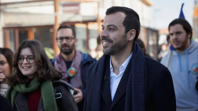 
                    Livre quer alargar regime de apoios a todos os fenómenos naturais extremos
                