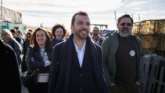 Livre lamenta proposta