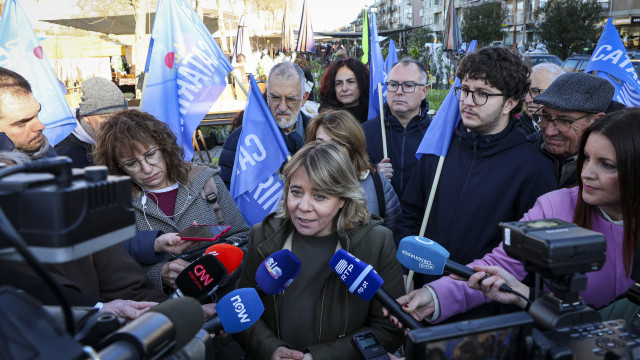 Arruada de Catarina Martins em Lisboa contou com cerca de 100 pessoas