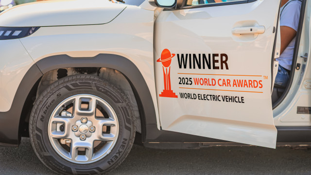 Um destes cinco modelos vai ser o Carro Mundial Elétrico do Ano 2026