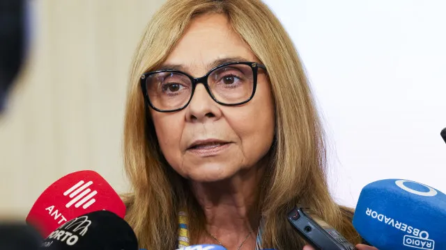 
                    Ministra reconhece 