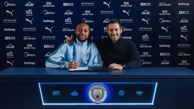 Oficial: Primeira extravagância do inverno é do Manchester City