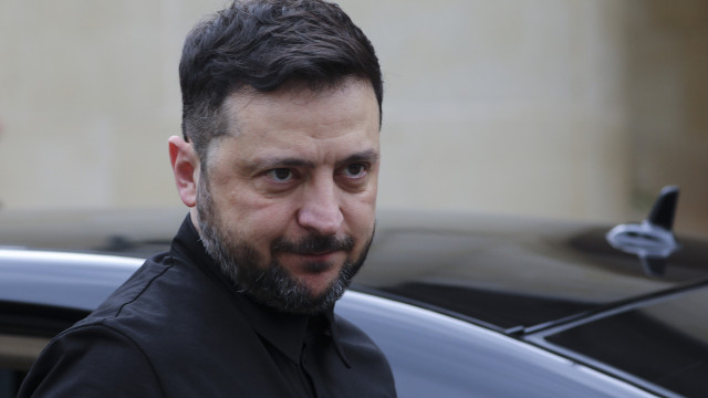 Zelensky avisa companhias aéreas que sobrevoar Rússia será perigoso