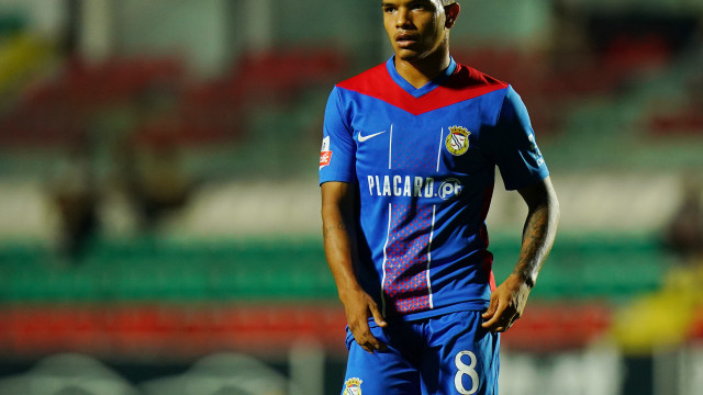 O rumor da semana: Entre Sporting e Benfica, para onde irá Alex Amorim?