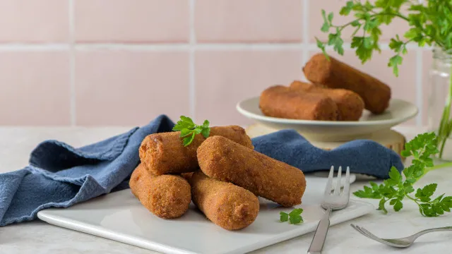 
                    Estes são gourmet! Eis a receita (caseira) dos croquetes de presunto
                