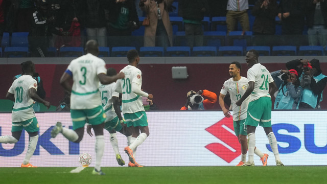 Atenção, Jesus e Cristiano Ronaldo: Senegal segue para as 'meias' do CAN