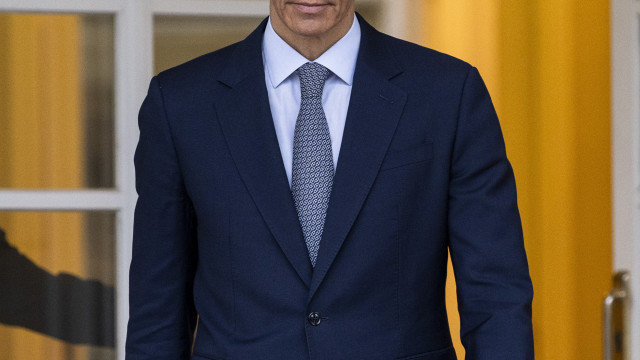 Sánchez falou com Delcy Rodríguez e oposição e quer 