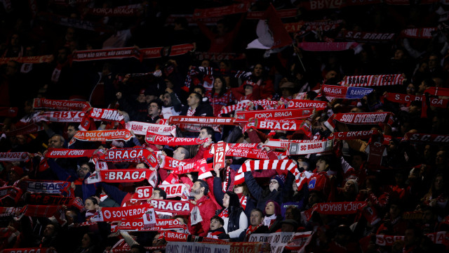 Salvador arrasa arbitragem e confirma morte de adepto do Sp. Braga