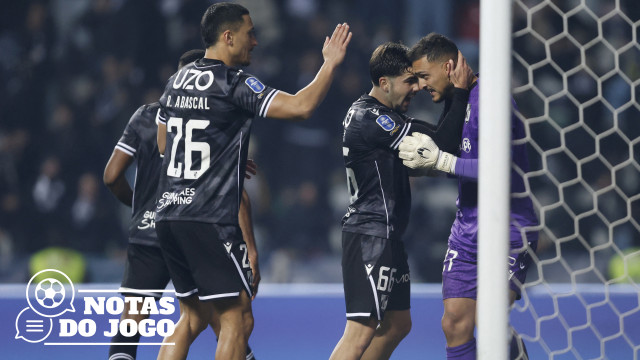 Rei Charles captura arsenal e condecora o Vitória SC campeão de inverno