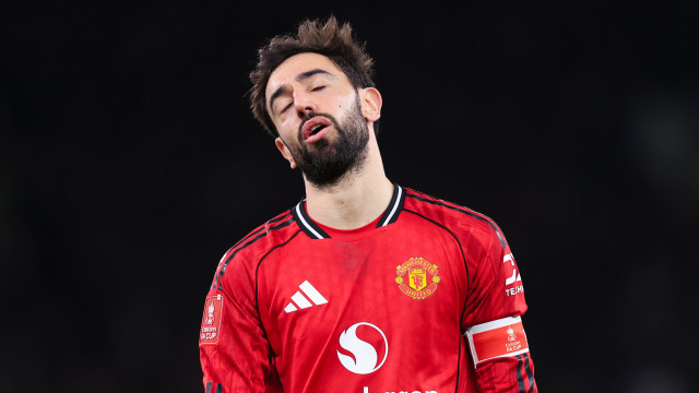 Ruben Amorim saiu... e tudo piorou. Manchester United eliminado da Taça