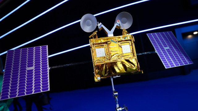 Airbus anuncia contrato para fabricar 340 satélites para a Eutelsat