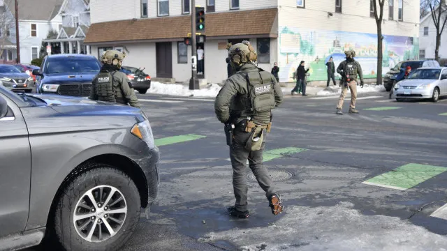 
                    Juiz de Nova Iorque impede detenções realizadas pelo ICE
                