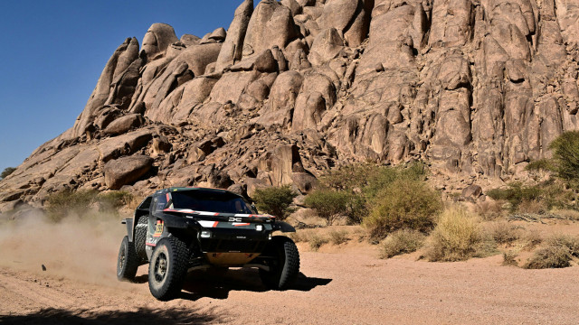 Dakar: Al-Attiyah volta a liderar, Serradori venceu etapa. Lusos em 17.º