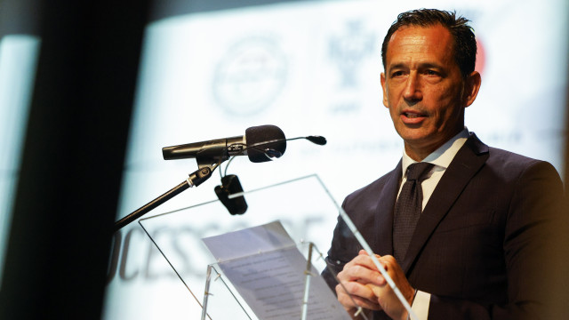 Proença marca presença na gala da ANTF e falha Clássico: