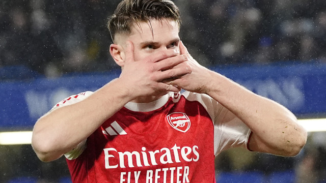 Arsenal vence Chelsea nas meias-finais (com Gyokeres a quebrar jejum)