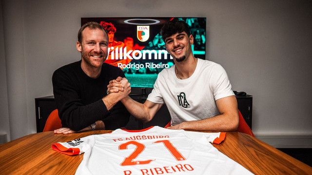 Oficial: Sporting empresta Rodrigo Ribeiro ao Augsburgo