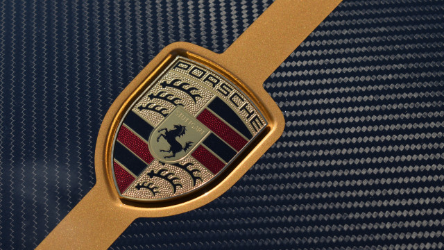 Vendas da Porsche caíram 'a pique' em 2025. Os motivos de um ano difícil