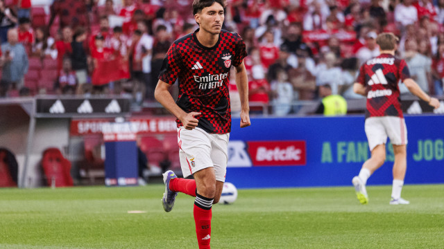 Benfica aguarda por 'aval' do Real Madrid para resolver Obrador