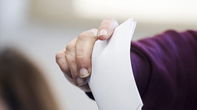 Precisa de votar antecipadamente para a segunda volta? Eis como fazer