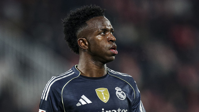 Imprensa espanhola vê 'situação limite' para Vini Jr após vaias históricas