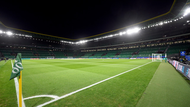 EM DIRETO: Sporting já joga em Alvalade. City cai com estrondo