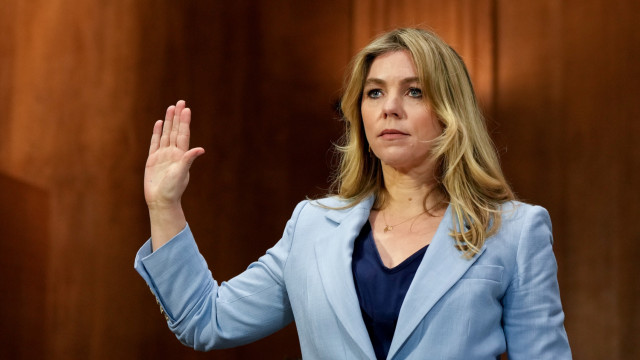 Livro de ex-diretora do Facebook sobre abuso de poder chegou às livrarias