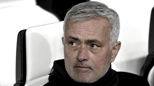 Liga dos Campeões por um fio. O que resta a Mourinho no Benfica?