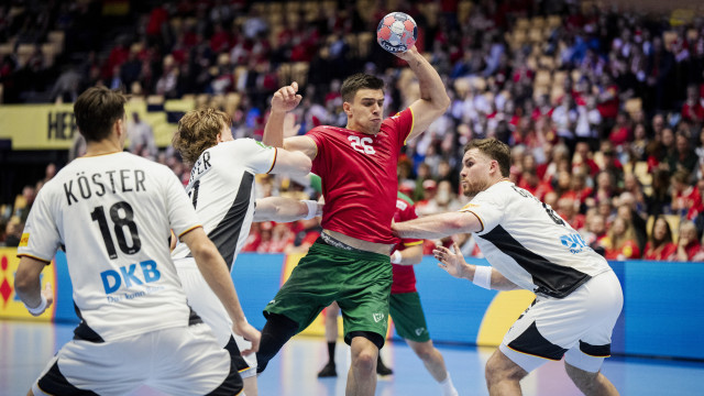 Polémica no Euro. Golo da Alemanha a Portugal foi irregular, assume EHF