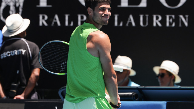 O que é uma Whoop, a pulseira proibida que Alcaraz foi obrigado a tirar?