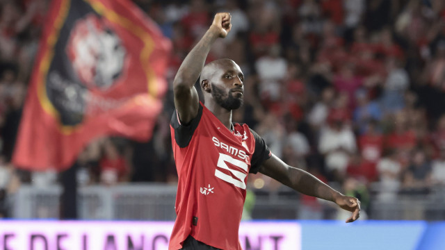 FC Porto adianta-se ao Benfica e está na iminência de fechar Seko Fofana