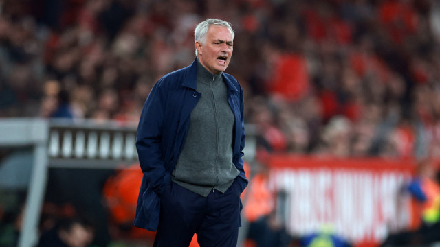 Mourinho feliz com estreias: