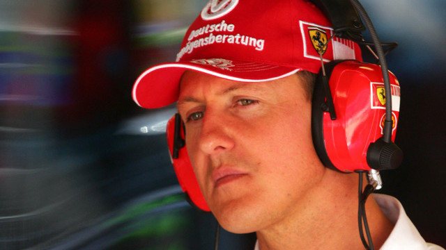 Michael Schumacher pode já não estar acamado, diz imprensa inglesa