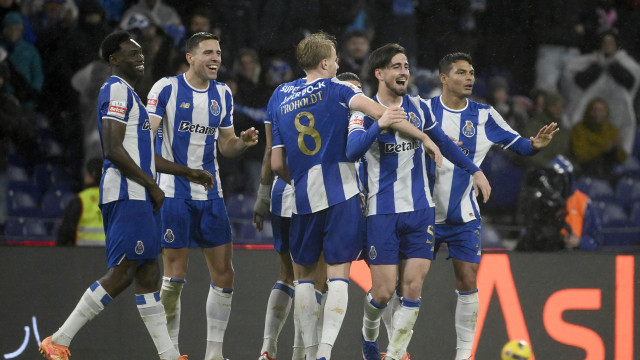 FC Porto tenta manter vantagem em Rio Maior, Sporting recebe Nacional