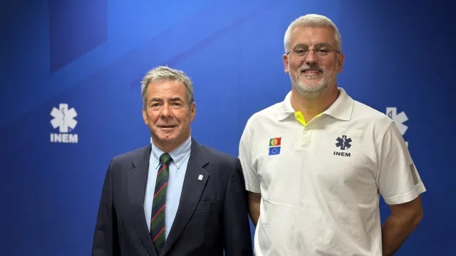 Presidente do INEM nega retirada de 100 ambulÃ¢ncias: "Totalmente falso"