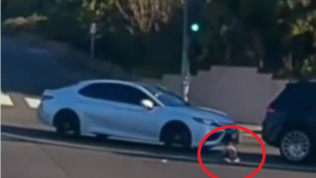 Bebê é arremessado de carro em movimento; vídeo viralizar e mãe é presa