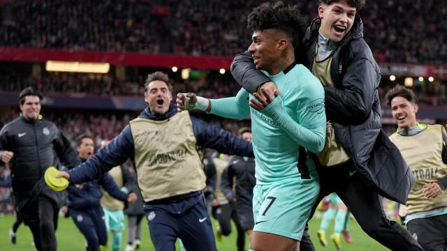 Tiros nos pés? Sporting guarda cartuchos e ergue monumento europeu