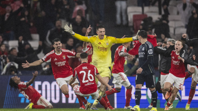 Benfica está 'Trubinado' e não lhe falta nada... nem um apuramento épico