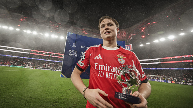 Marcha atrás na saída? Benfica avança para a renovação de Schjelderup 