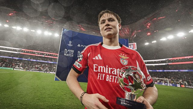 Marcha atrás na saída? Benfica avança para a renovação de Schjelderup