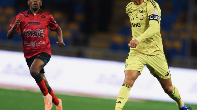 Cristiano Ronaldo e João Félix ajudam Al Nassr a pressionar… Rúben Neves