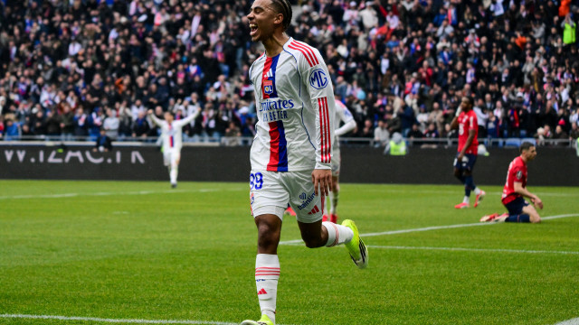 Reforço marca na estreia e Lyon de Paulo Fonseca segue com a corda toda