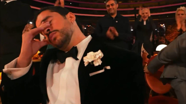 Eis a reação de Bad Bunny ao vencer Grammy de Álbum do Ano. Ora veja