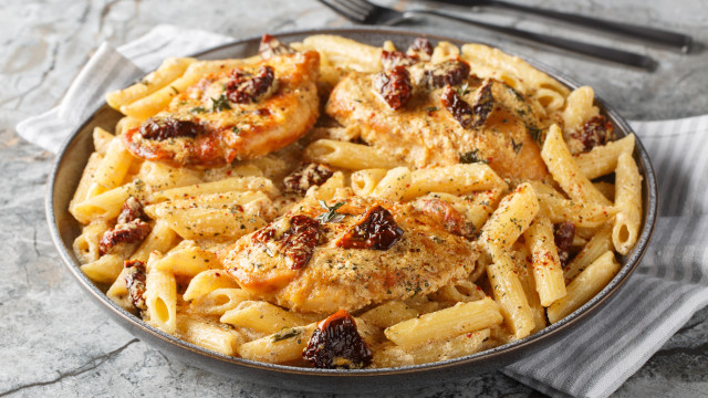 Marry Me Chicken. A receita de frango que não podia vir em melhor mês