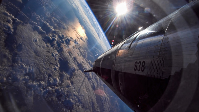 Elon Musk funde SpaceX com a xAI para lançar data centers para o Espaço