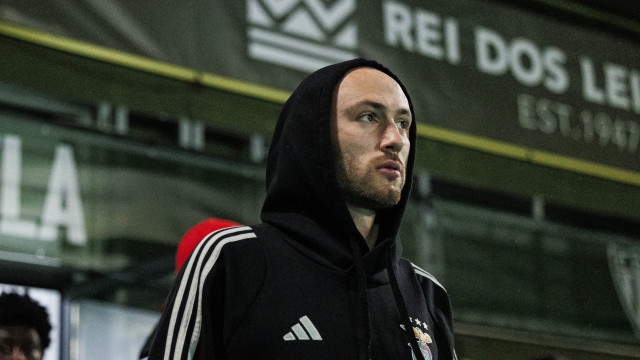 Aursnes recoloca-se à disposição da Noruega a quatro meses do Mundial2026