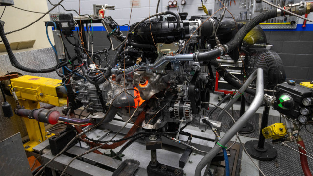 Como a Nissan põe motores à prova 