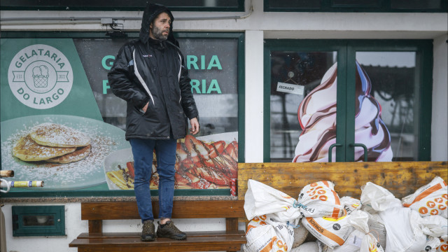 Comerciantes de Alcácer do Sal com os negócios estragados pelas cheias